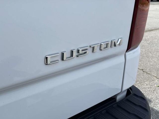 Used 2024 Chevrolet Silverado 1500 Custom image 12