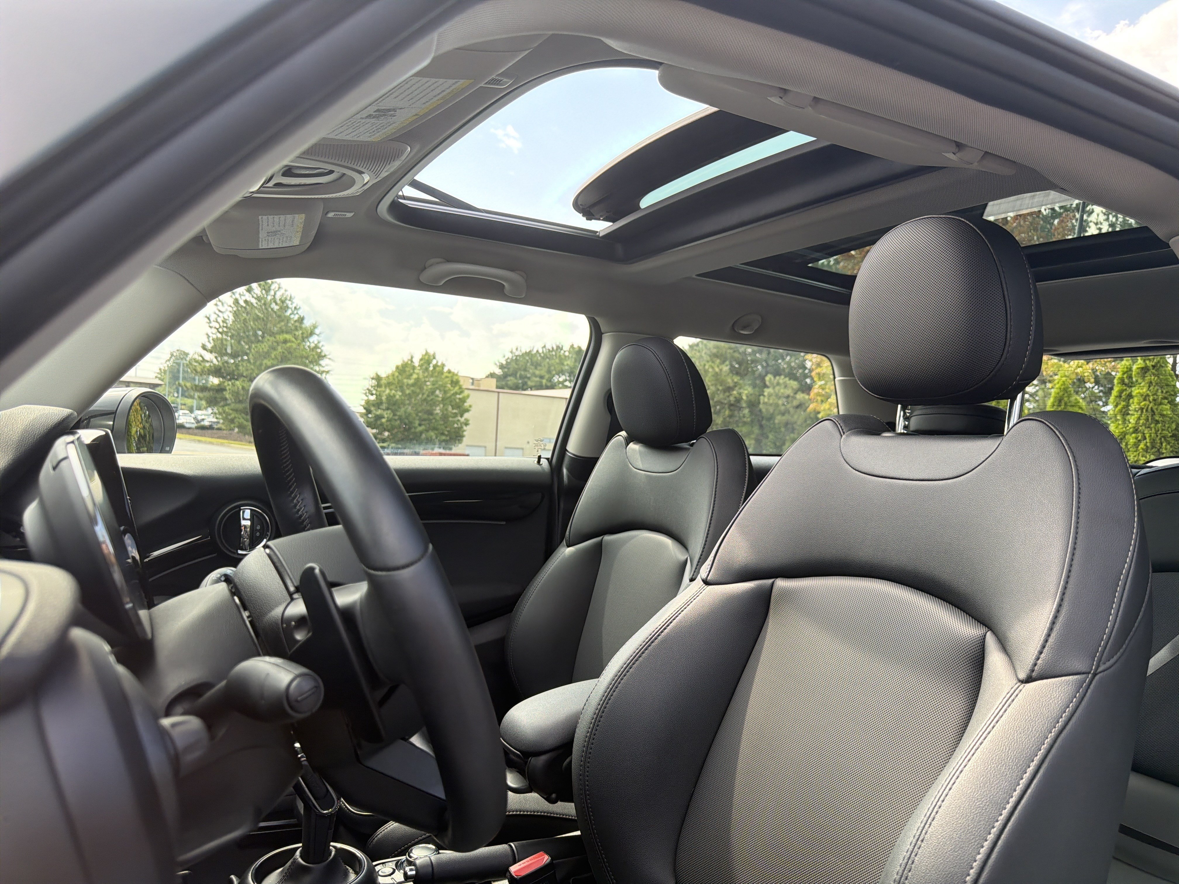 Certified 2024 MINI Cooper S FWD image 7