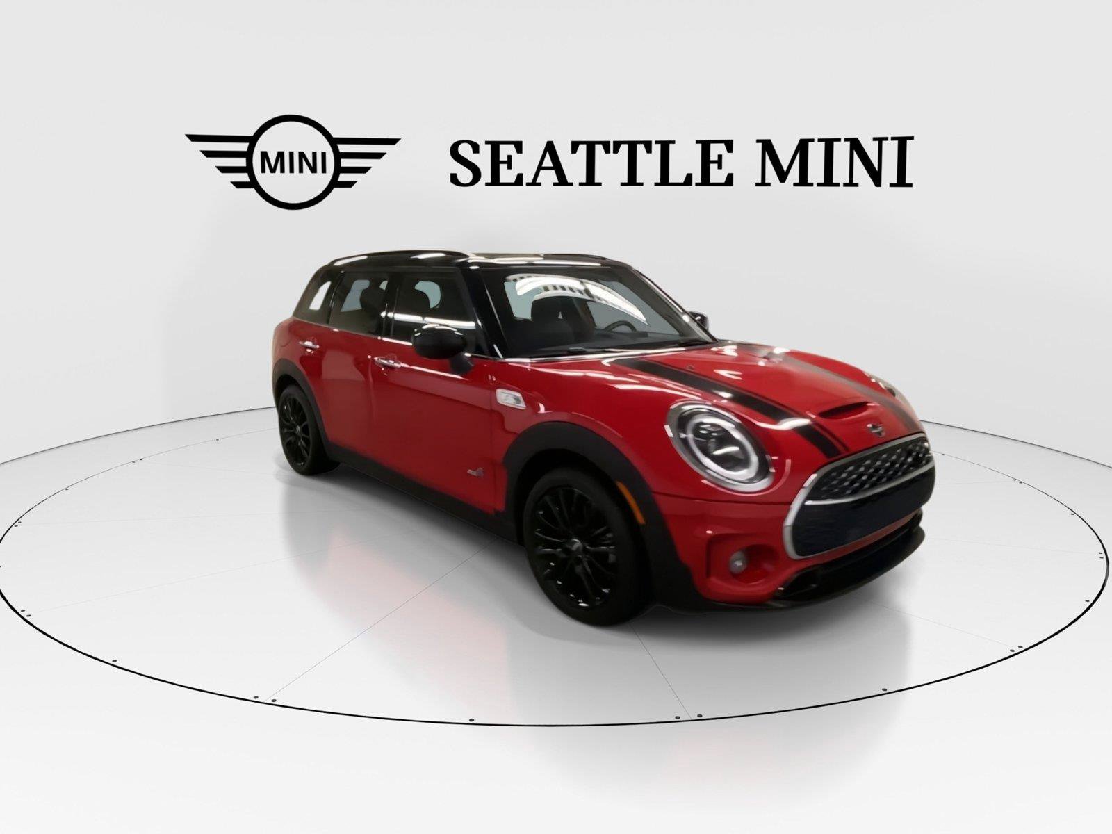 Used 2022 MINI Cooper Clubman S w/ Signature Upholstery Package AWD/4WD image 2