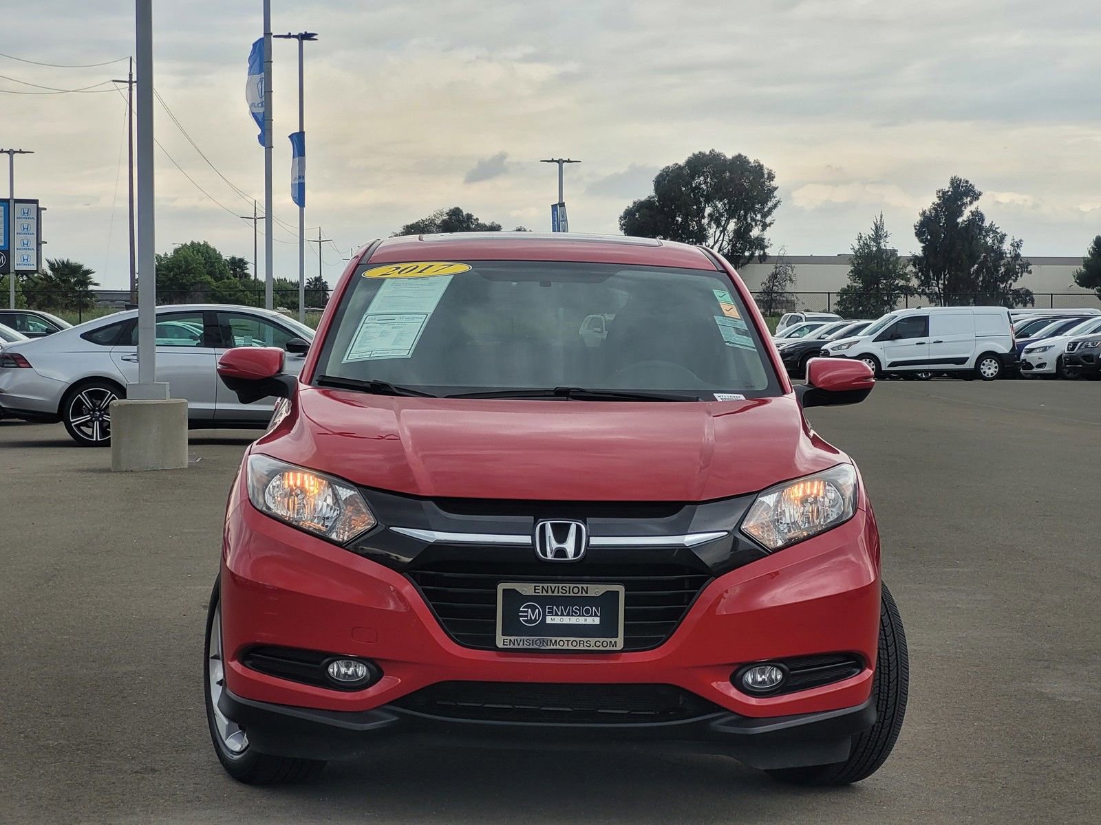 Used 2017 Honda HR-V EX image 2