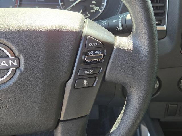 Used 2022 Nissan Frontier SV w/ Technology Package image 19