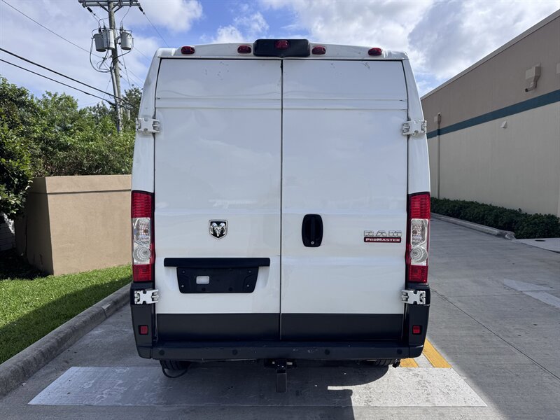 Used 2017 RAM ProMaster 2500 FWD image 6