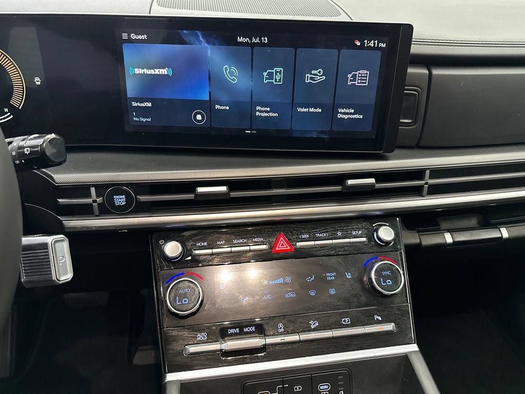 Used 2024 Hyundai Santa Fe SEL FWD image 29