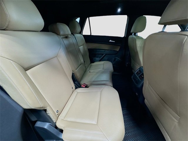 Used 2020 Volkswagen Atlas Cross Sport SEL image 30