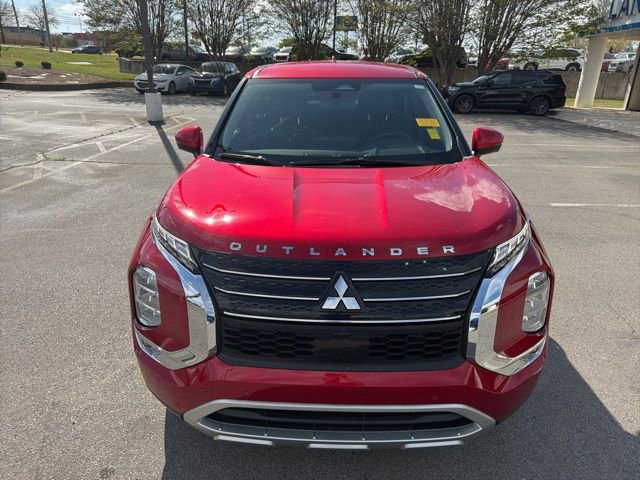 Used 2023 Mitsubishi Outlander SE image 10