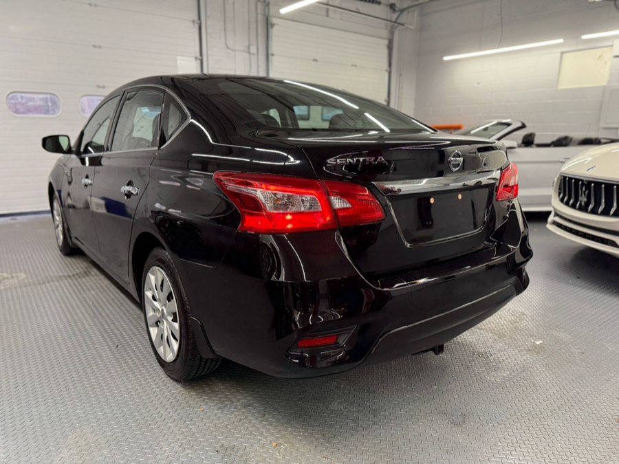 Used 2017 Nissan Sentra S image 10