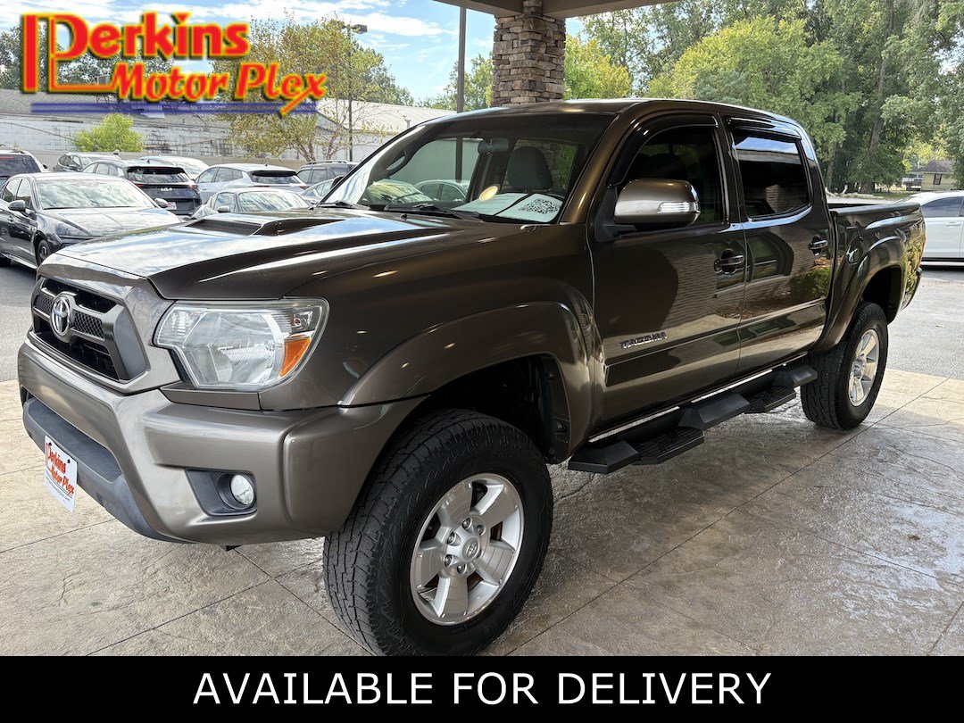 Used 2014 Toyota Tacoma 4x4 Double Cab w/ TRD Sport Package image 1