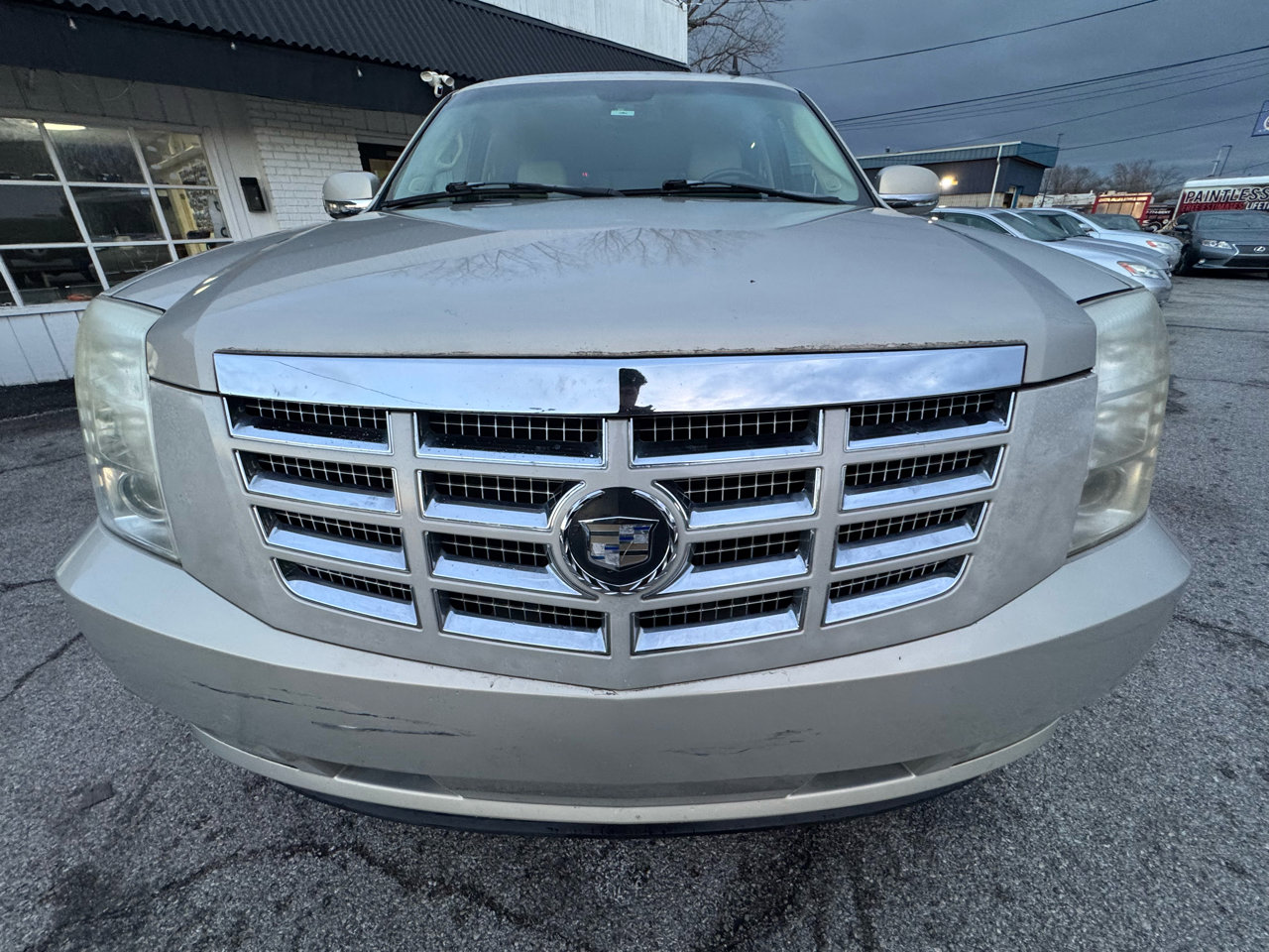 Used 2007 Cadillac Escalade AWD w/ Information Package image 11
