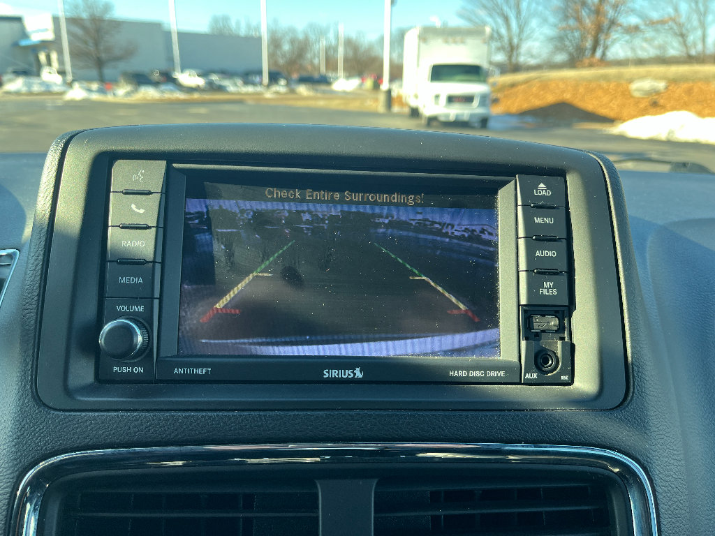 Used 2018 Dodge Grand Caravan SXT image 26