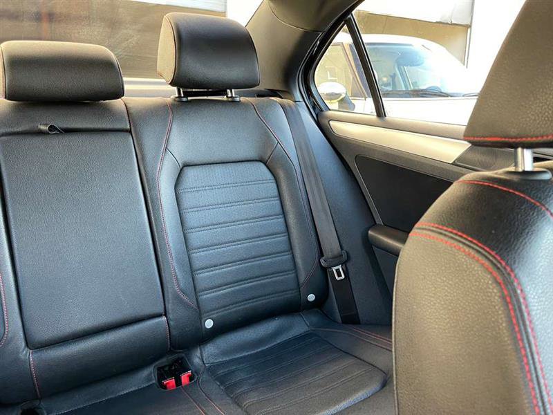 Used 2012 Volkswagen Jetta GLI Autobahn image 59