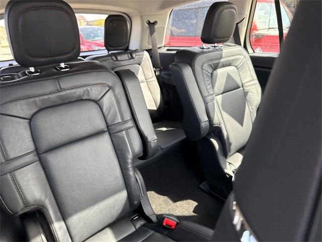 New 2025 Lincoln Aviator Reserve w/ Equipment Group 201A image 32