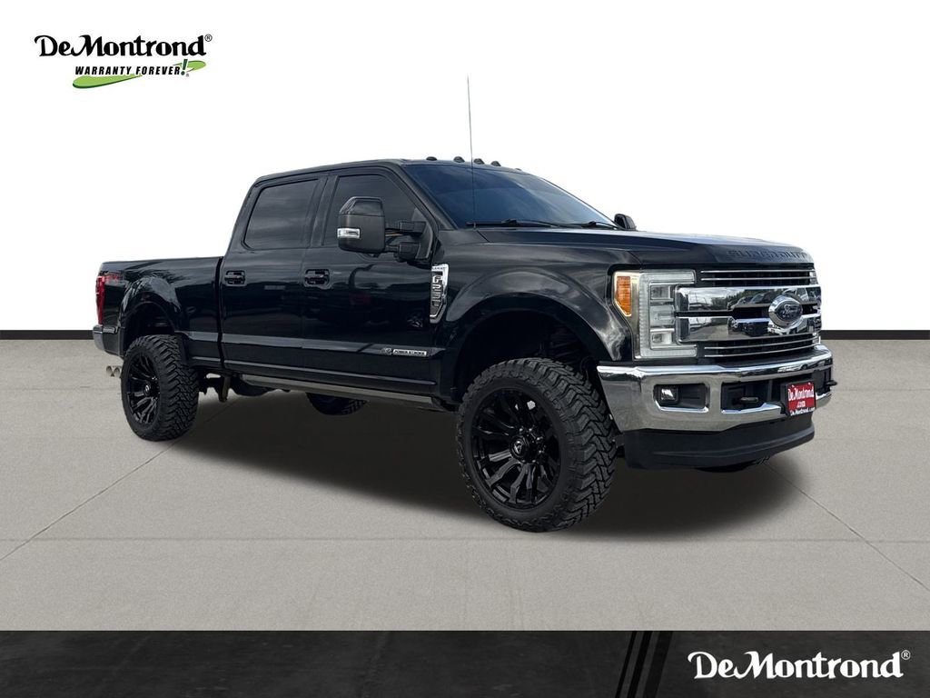 Used 2017 Ford F250 Lariat w/ Lariat Ultimate Package AWD/4WD image 3