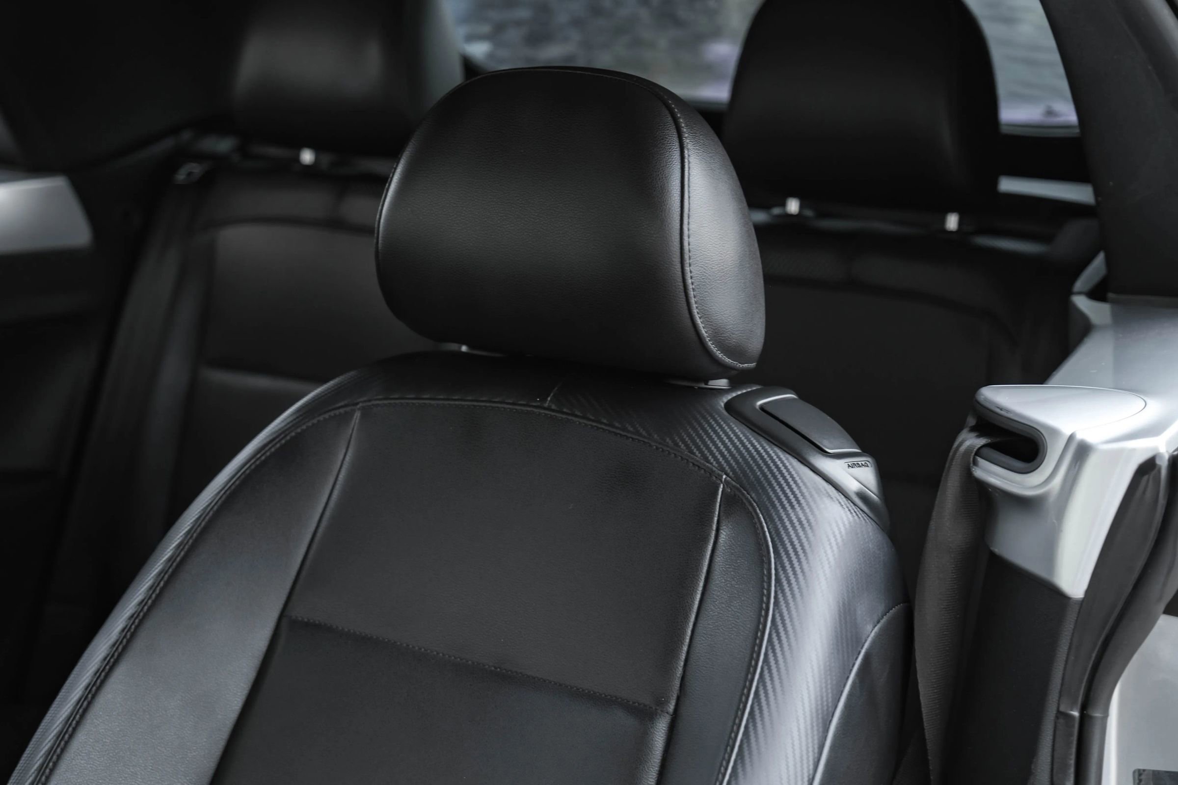 Used 2013 Volkswagen Beetle 2.5 image 25