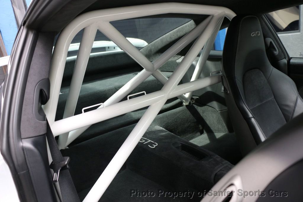 Used 2015 Porsche 911 GT3 RWD image 28