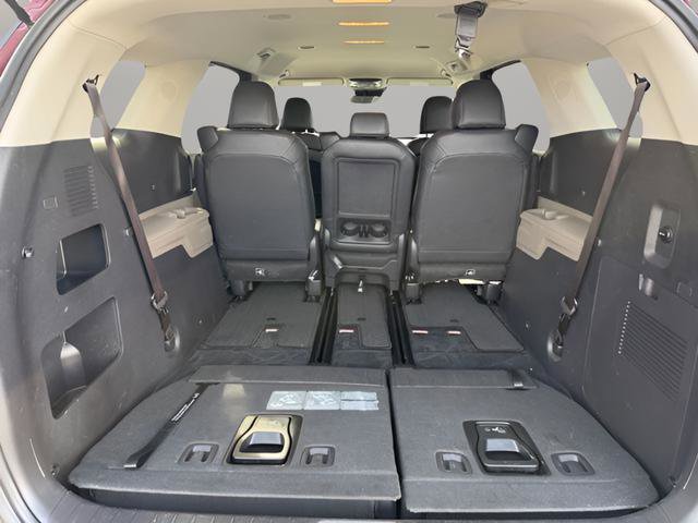 Used 2025 Kia Carnival image 12