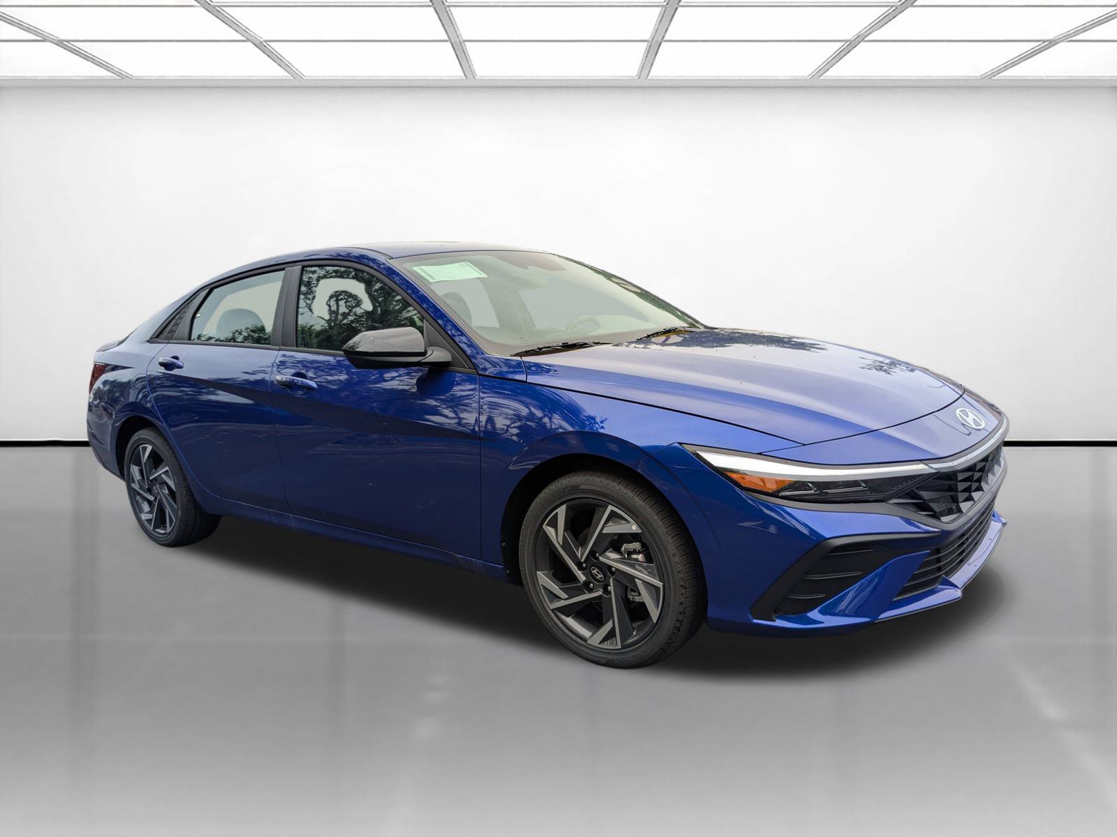 New 2025 Hyundai Elantra SEL