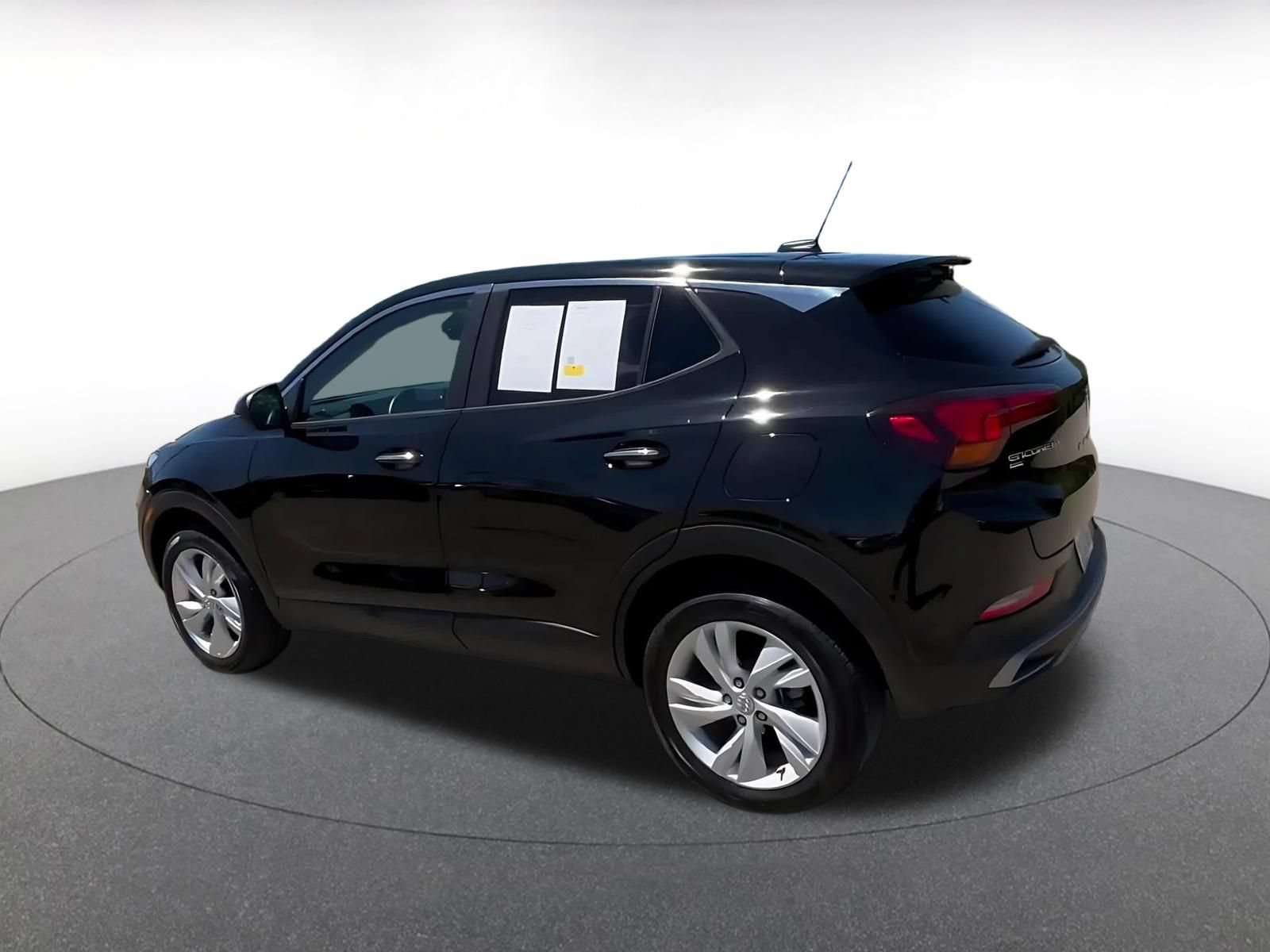 Used 2025 Buick Encore GX Preferred AWD/4WD image 10
