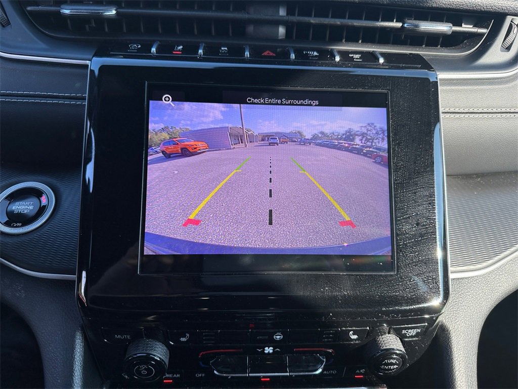 Used 2024 Jeep Grand Cherokee Altitude image 26