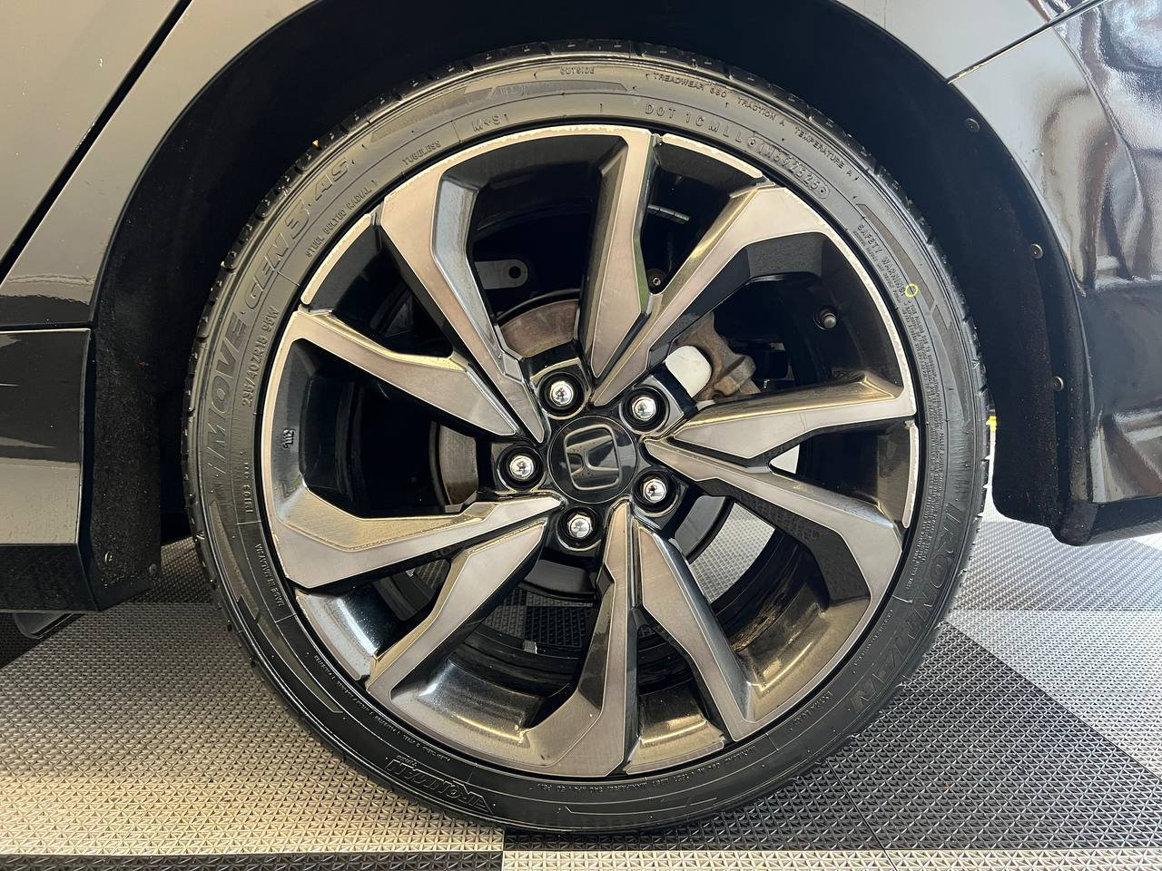 Used 2019 Honda Civic Sport image 29