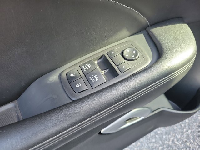 Used 2023 Dodge Challenger R/T Scat Pack RWD image 18