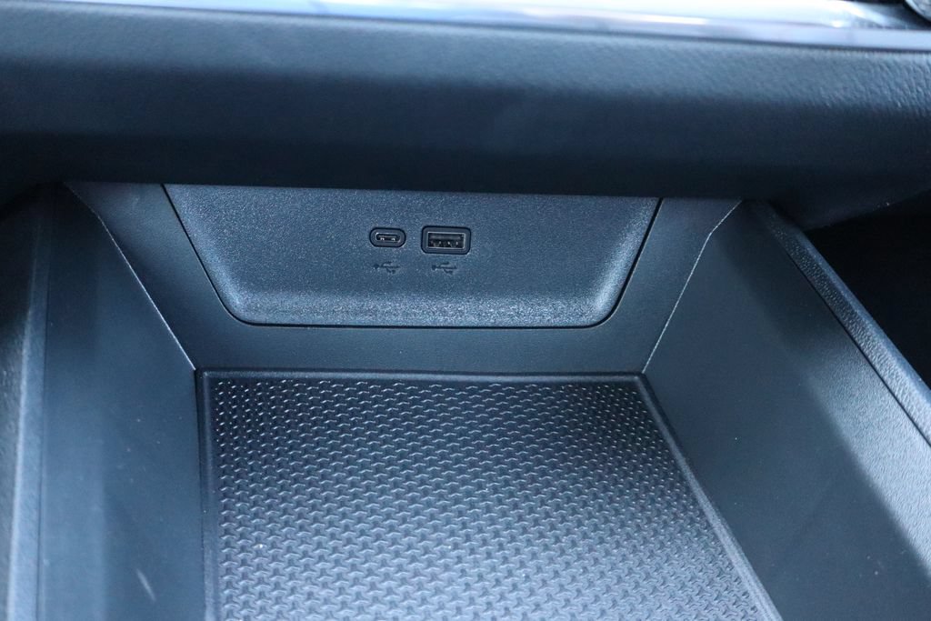 New 2027 Chevrolet Equinox RS FWD image 19