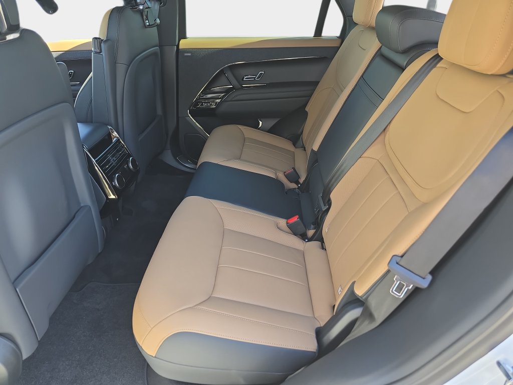 New 2027 Land Rover Range Rover Sport Dynamic SE AWD/4WD image 15