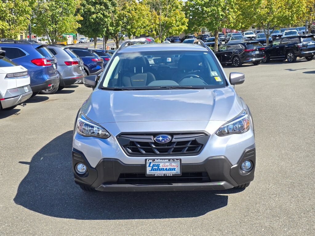 Used 2021 Subaru Crosstrek 2.5i Sport w/ Moonroof Package AWD/4WD image 2