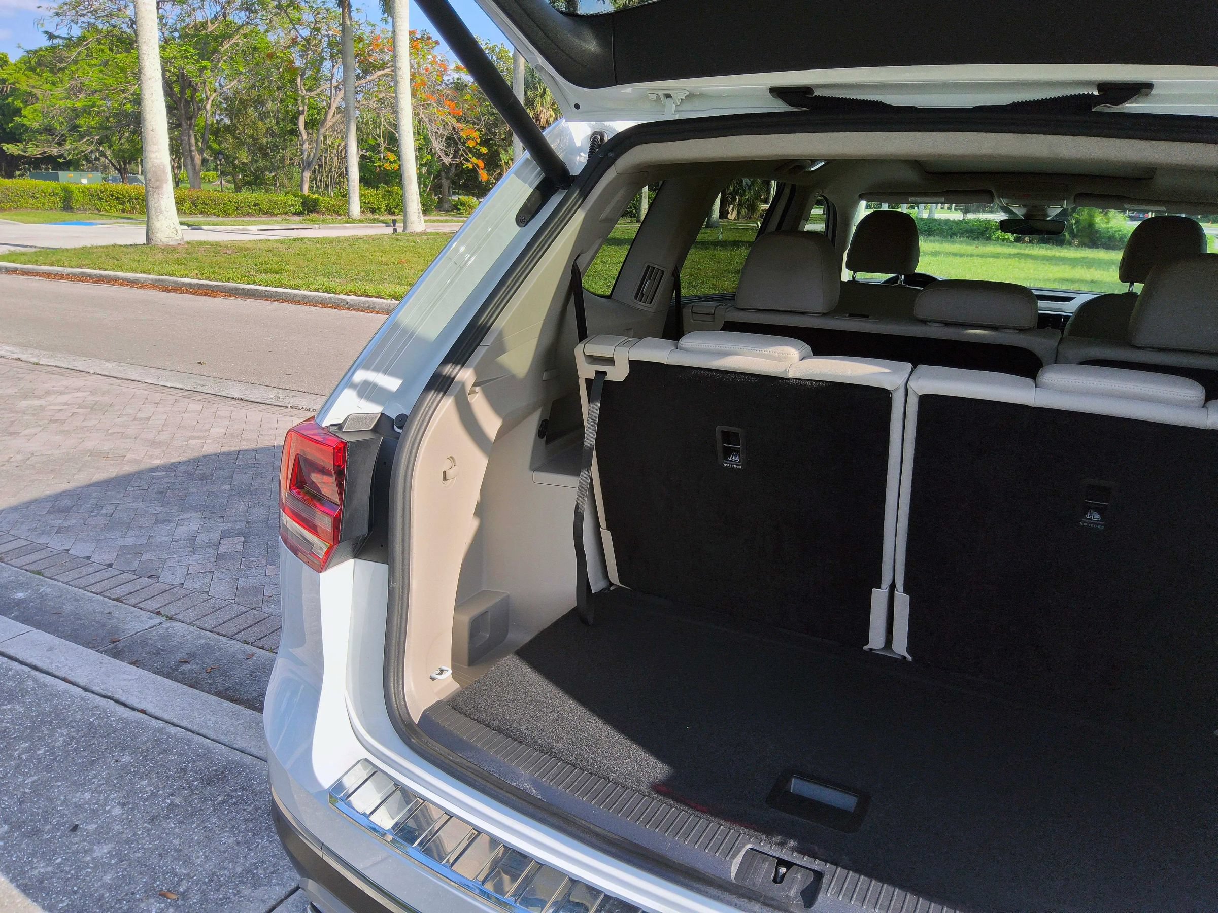 Used 2019 Volkswagen Atlas SEL Premium AWD/4WD image 56