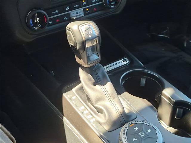Used 2025 Ford Bronco Outer Banks AWD/4WD image 12