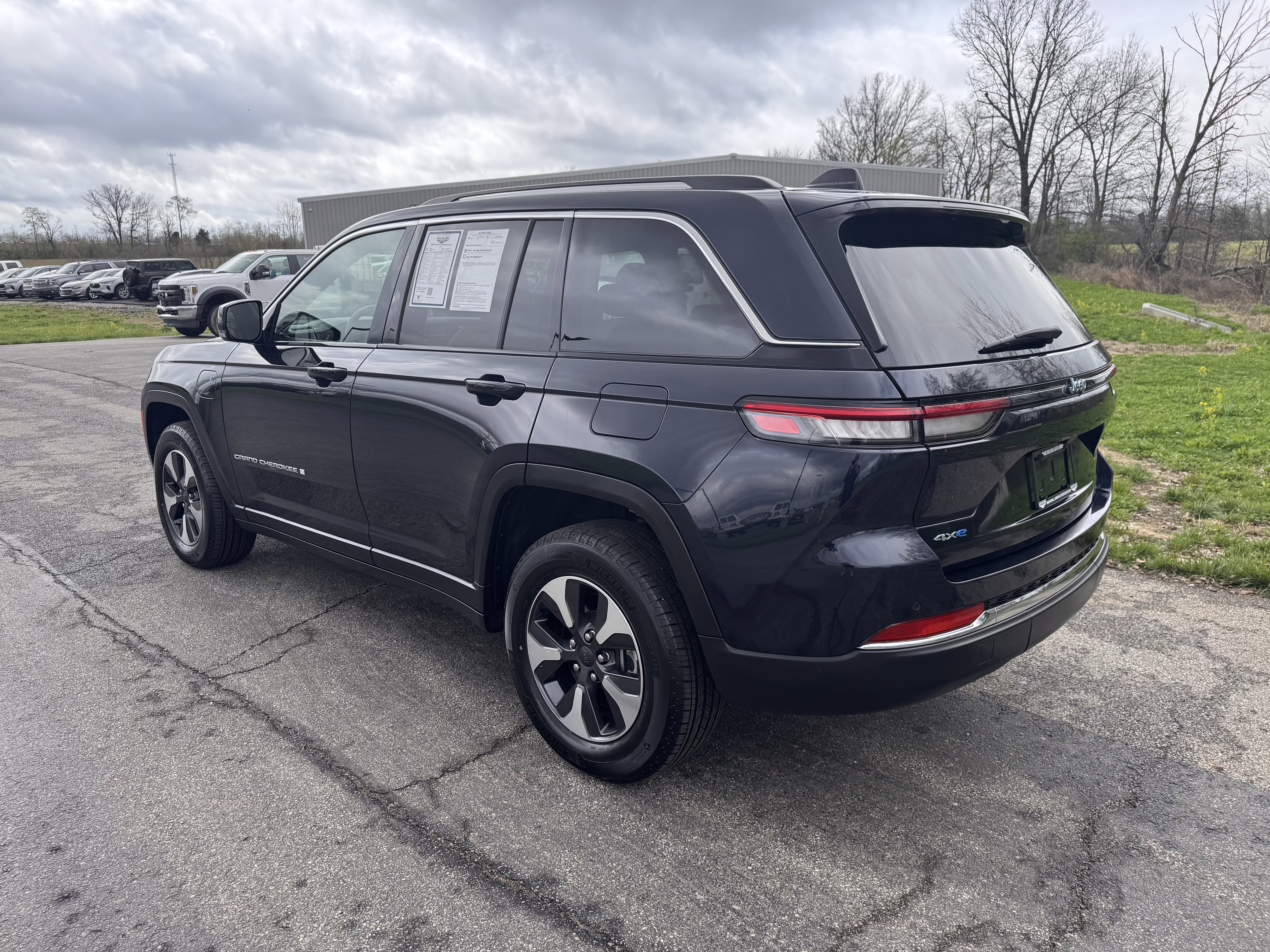 Used 2024 Jeep Grand Cherokee Limited 4xe image 6