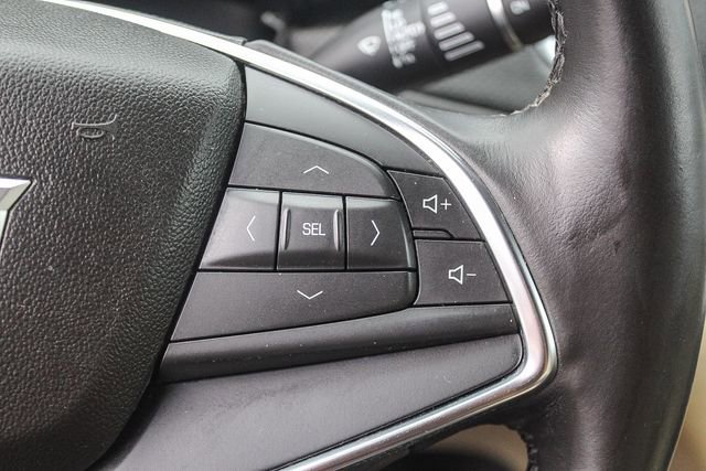 Used 2018 Cadillac XT5 Luxury w/ Driver Awareness Package image 32