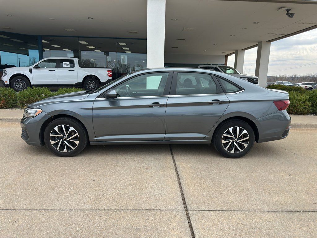 Used 2024 Volkswagen Jetta S image 4