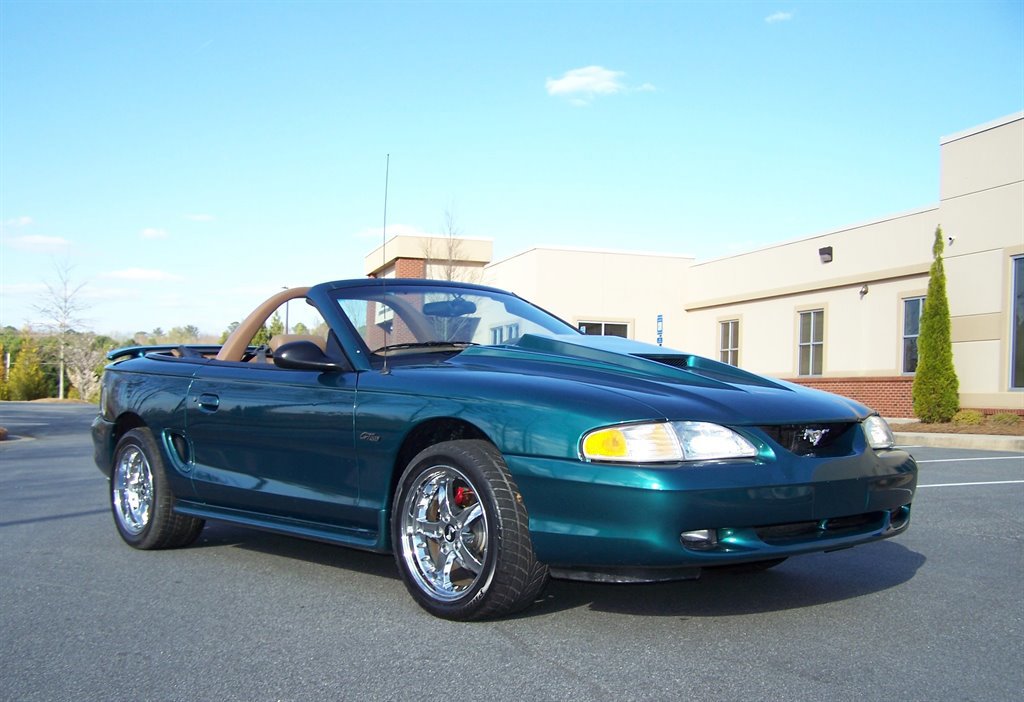 Used 1998 Ford Mustang GT image 1