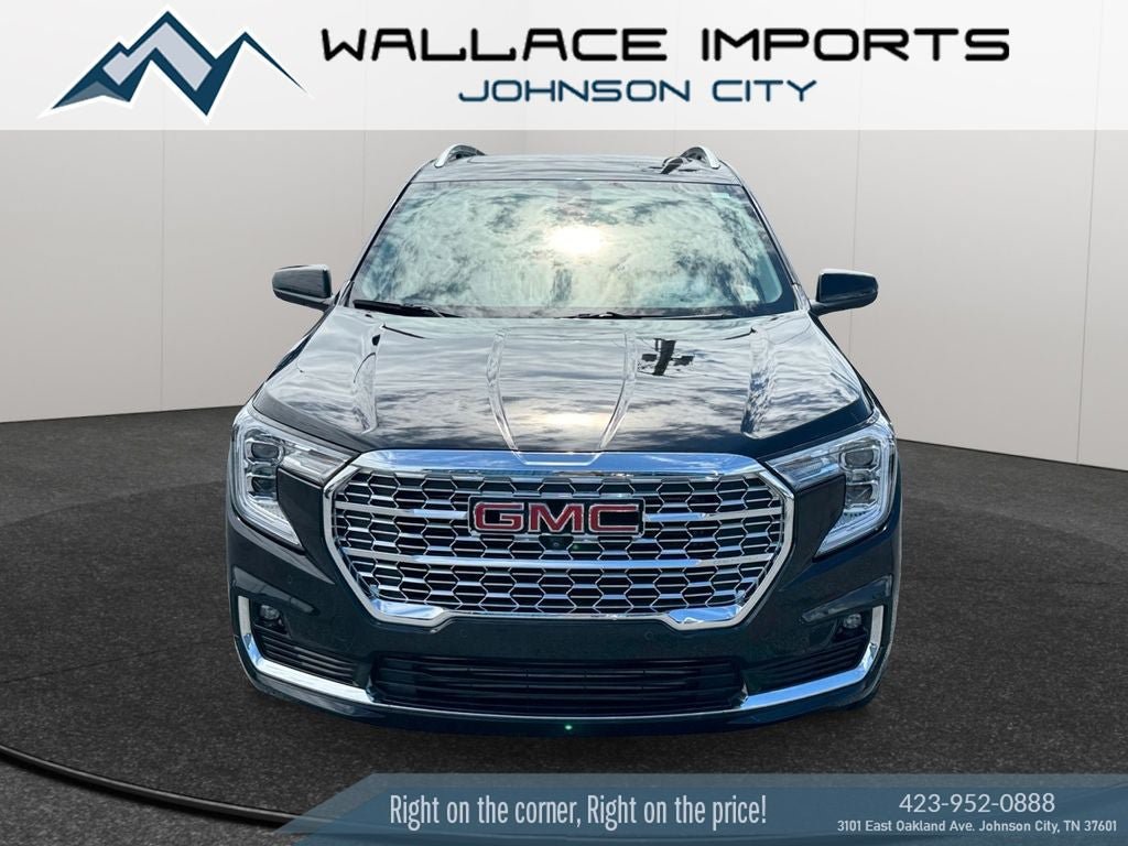 Used 2024 GMC Terrain Denali w/ Black Diamond Edition AWD/4WD image 8
