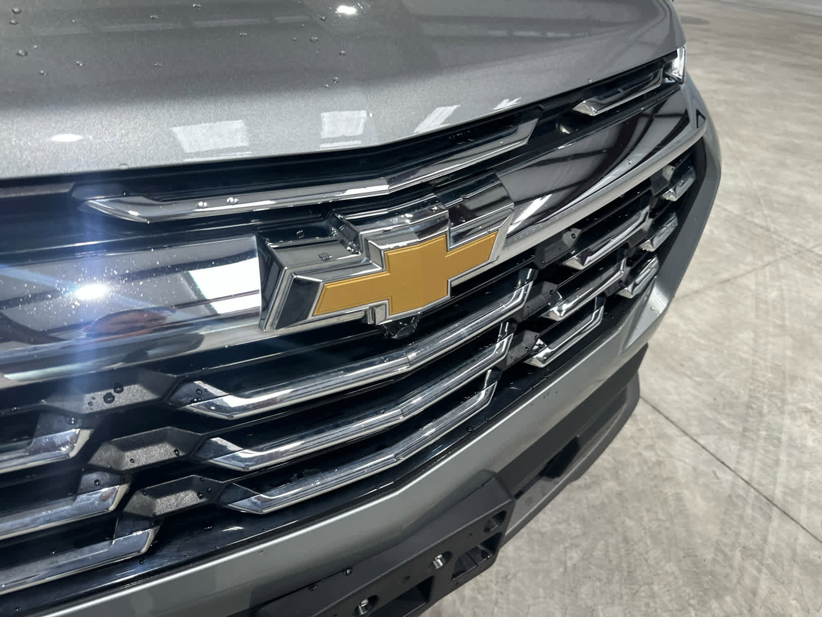 Used 2025 Chevrolet Equinox LT FWD image 8