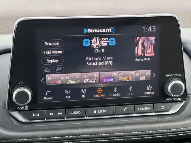 Used 2022 Nissan Rogue SV w/ SV Premium Package image 19