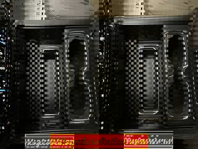 Used 2014 Chevrolet Silverado 1500 LTZ image 20