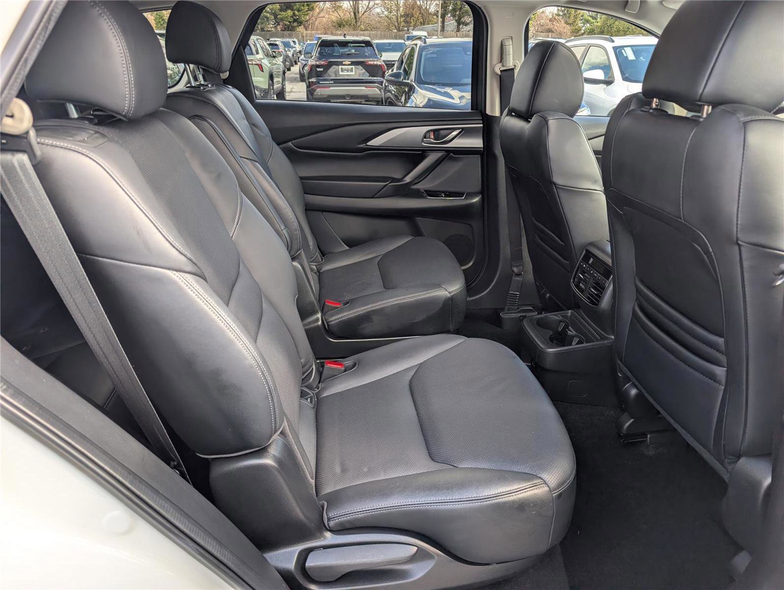 Used 2023 MAZDA CX-9 Touring image 11