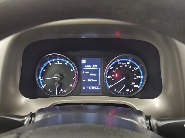 Used 2018 Toyota RAV4 LE w/ All Weather Liner Package AWD/4WD image 21