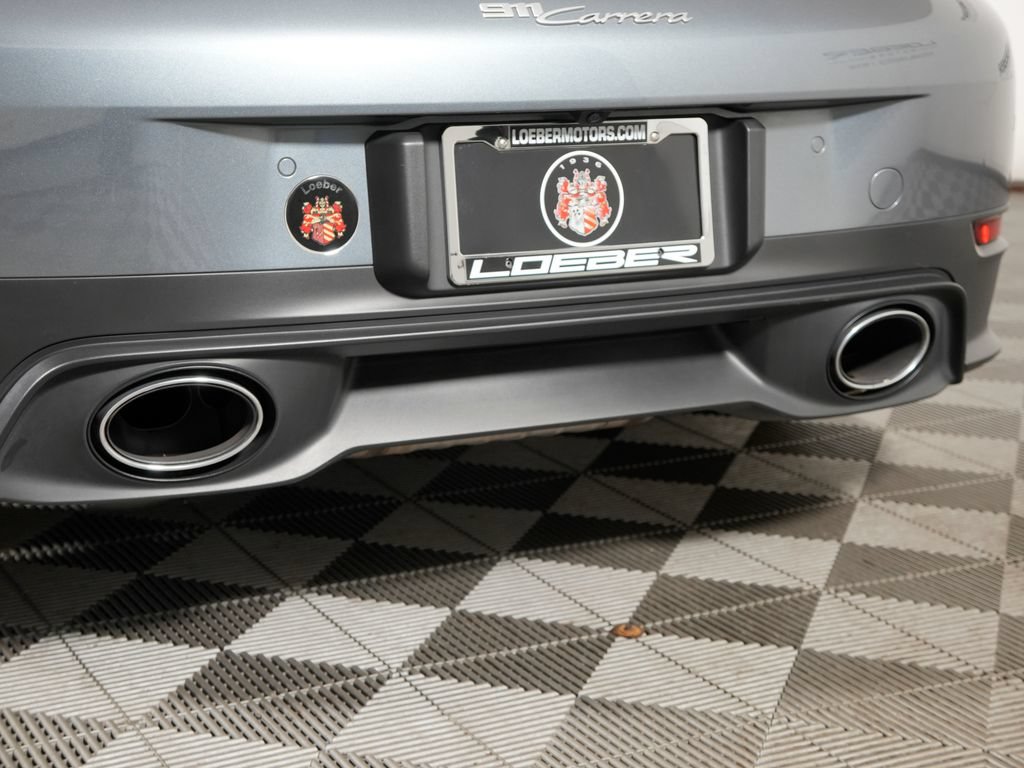 Certified 2025 Porsche 911 Carrera RWD image 19