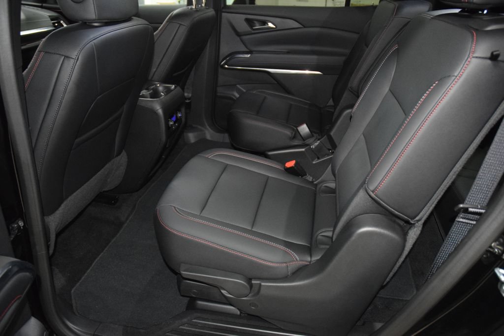 Used 2024 Chevrolet Traverse Z71 AWD/4WD image 42