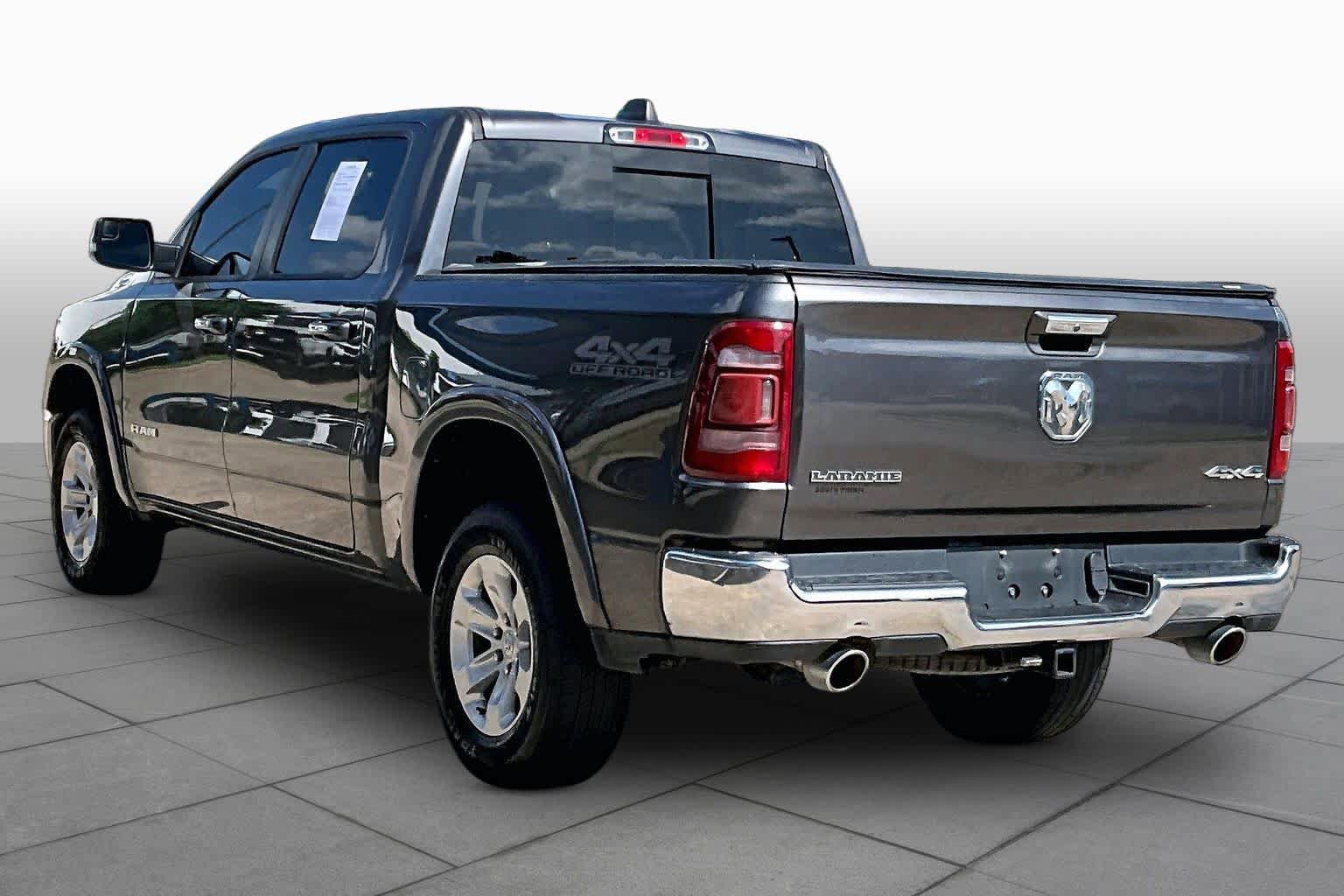 Used 2021 RAM 1500 Laramie w/ Off Road Group AWD/4WD image 12