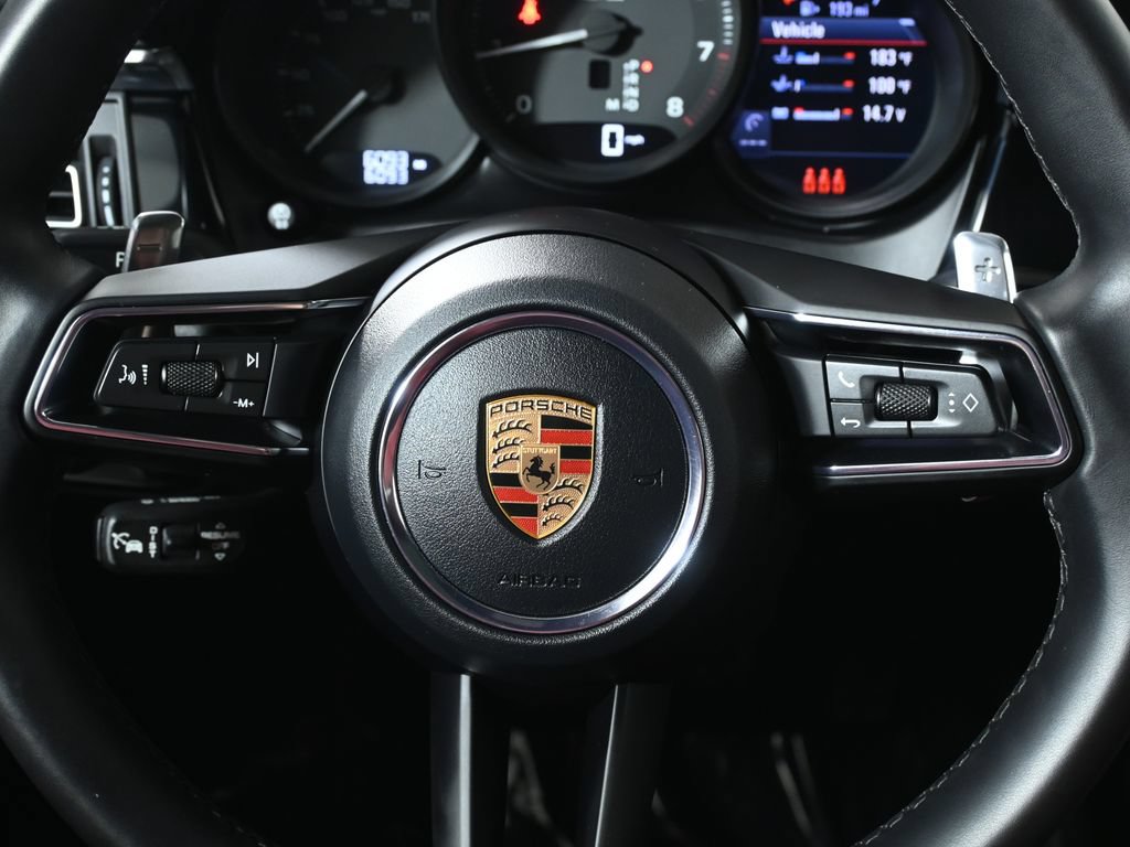 Used 2026 Porsche Macan AWD/4WD image 19