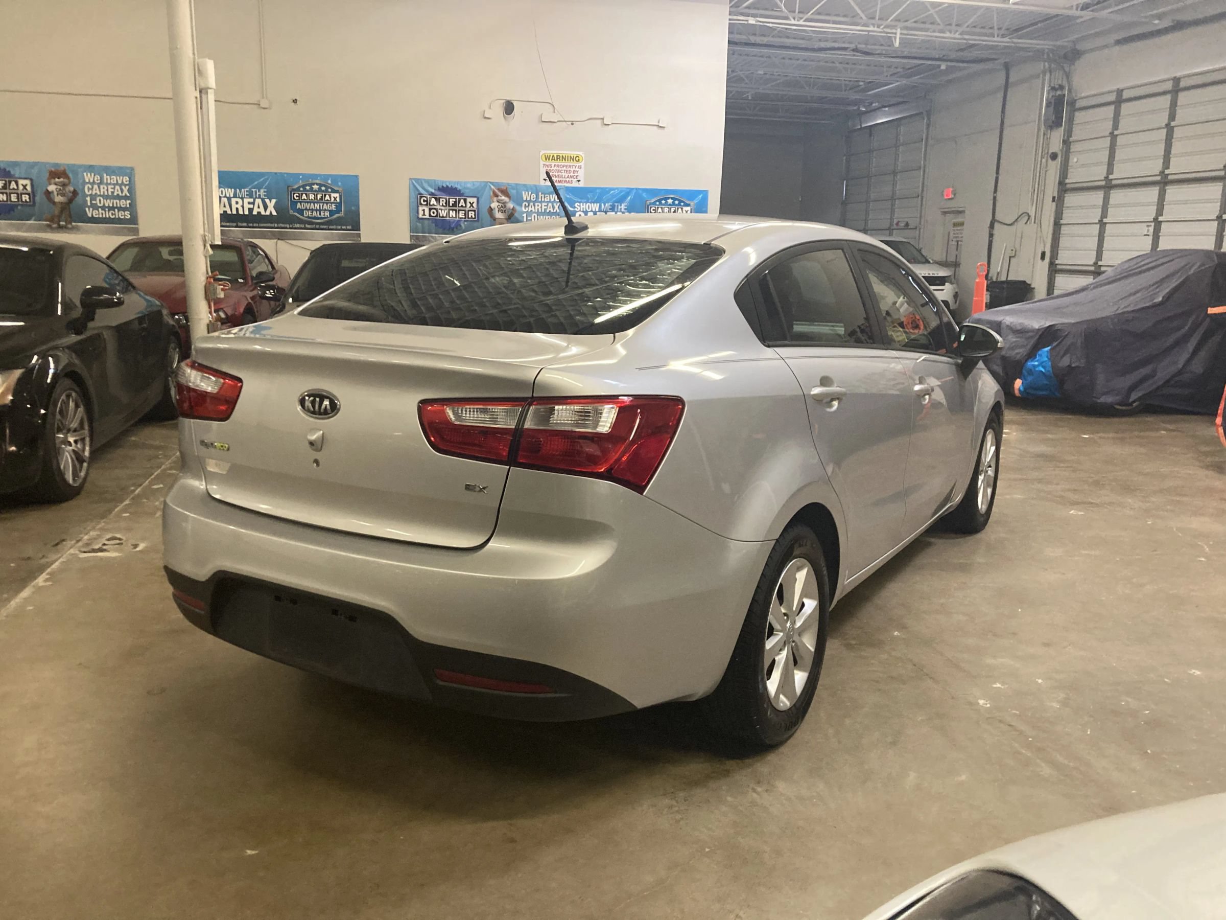 Used 2013 Kia Rio EX w/ Convenience Pkg FWD image 2