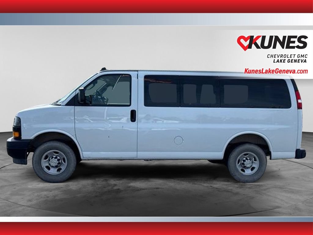 Used 2023 Chevrolet Express 3500 LS RWD image 9