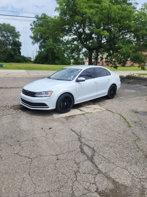 Used 2017 Volkswagen Jetta S w/ Jetta S Cold Weather Package FWD image 28
