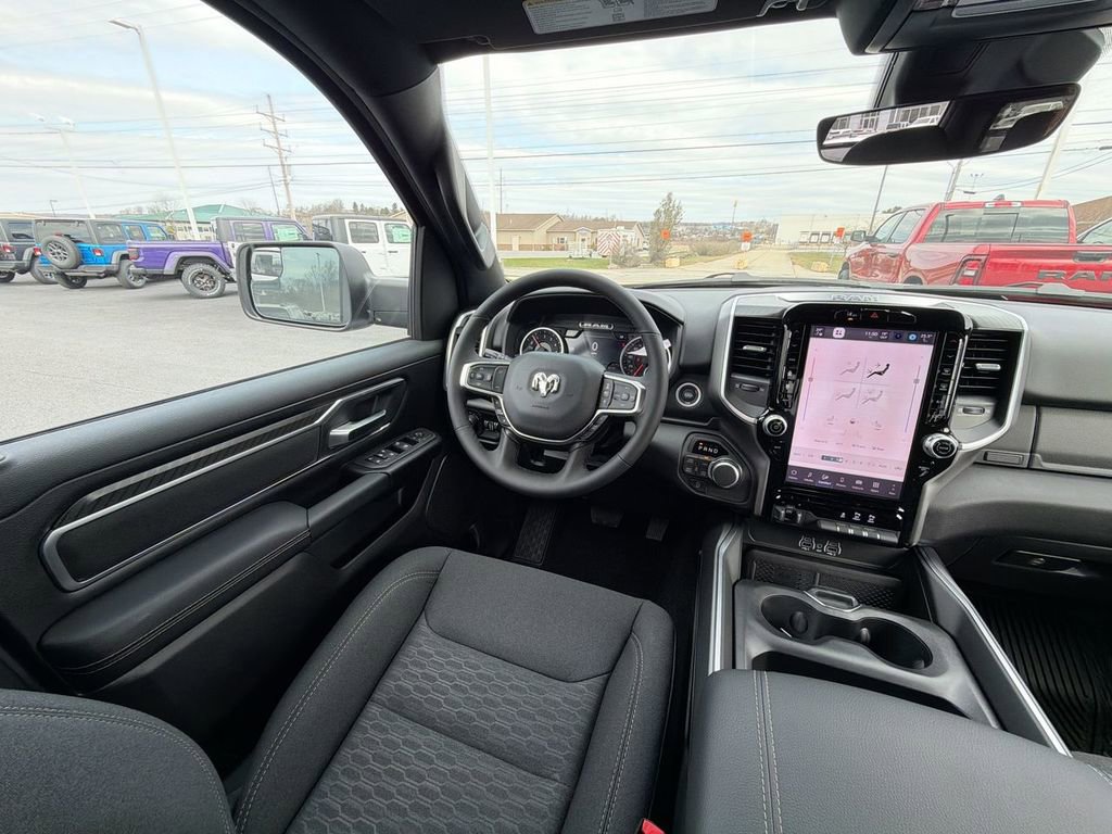 New 2026 RAM 1500 4x4 Crew Cab image 15