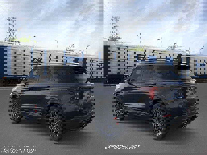 New 2026 Ford Explorer ST image 4