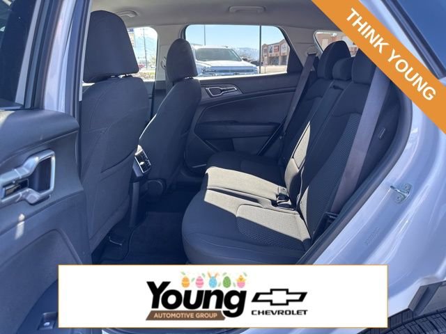 Used 2025 Kia Sportage LX image 13