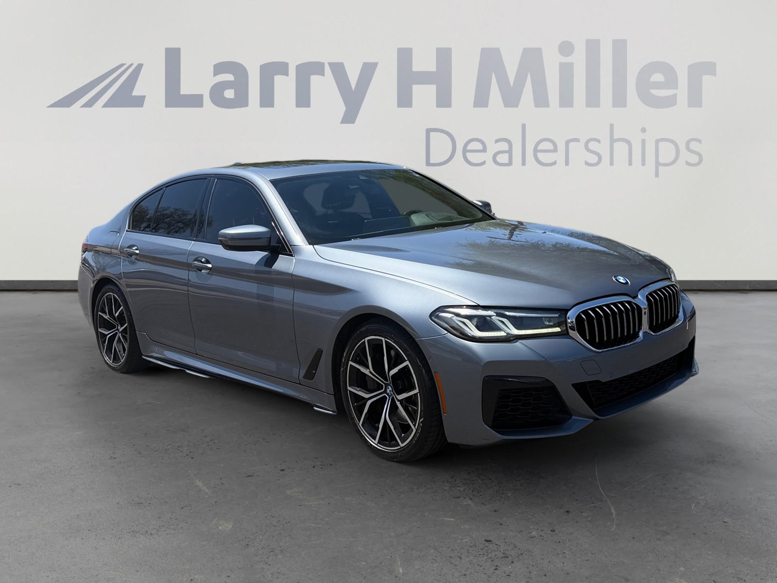 Used 2021 BMW 540i w/ M Sport Package RWD image 7